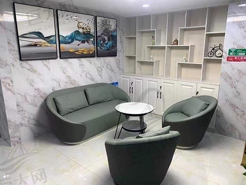 铜陵雅嘉口腔门诊休息室