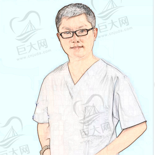阚兴伟——重庆永川德贝口腔人民南路诊所种植医生
