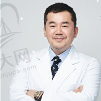 韩国艾恩（iron）整形医院代表院长——金承俊Dr. Kim Seung Jun
