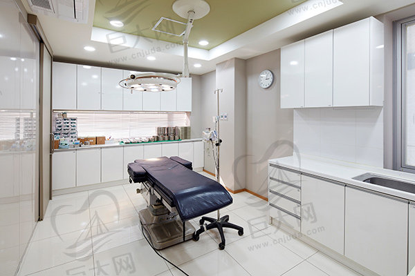 韩国菲斯莱茵整形医院面部轮廓手术室