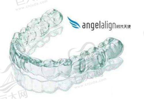 普通牙套和自锁牙套的佩戴时长哪个更短